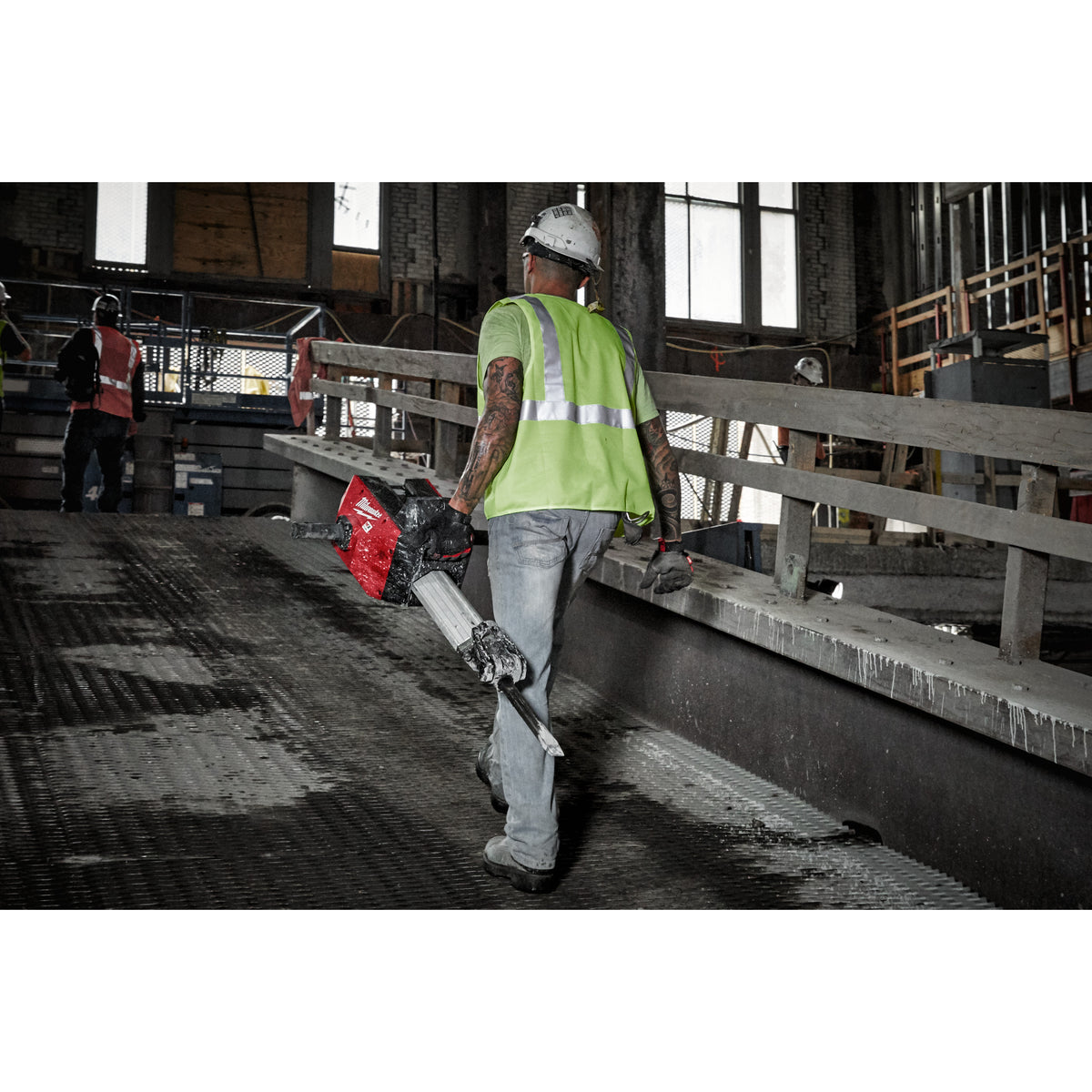 Milwaukee MX FUEL™ Akku-Abbruchhammer 25 Kg MXFDH2528HFC - Produktbild 4