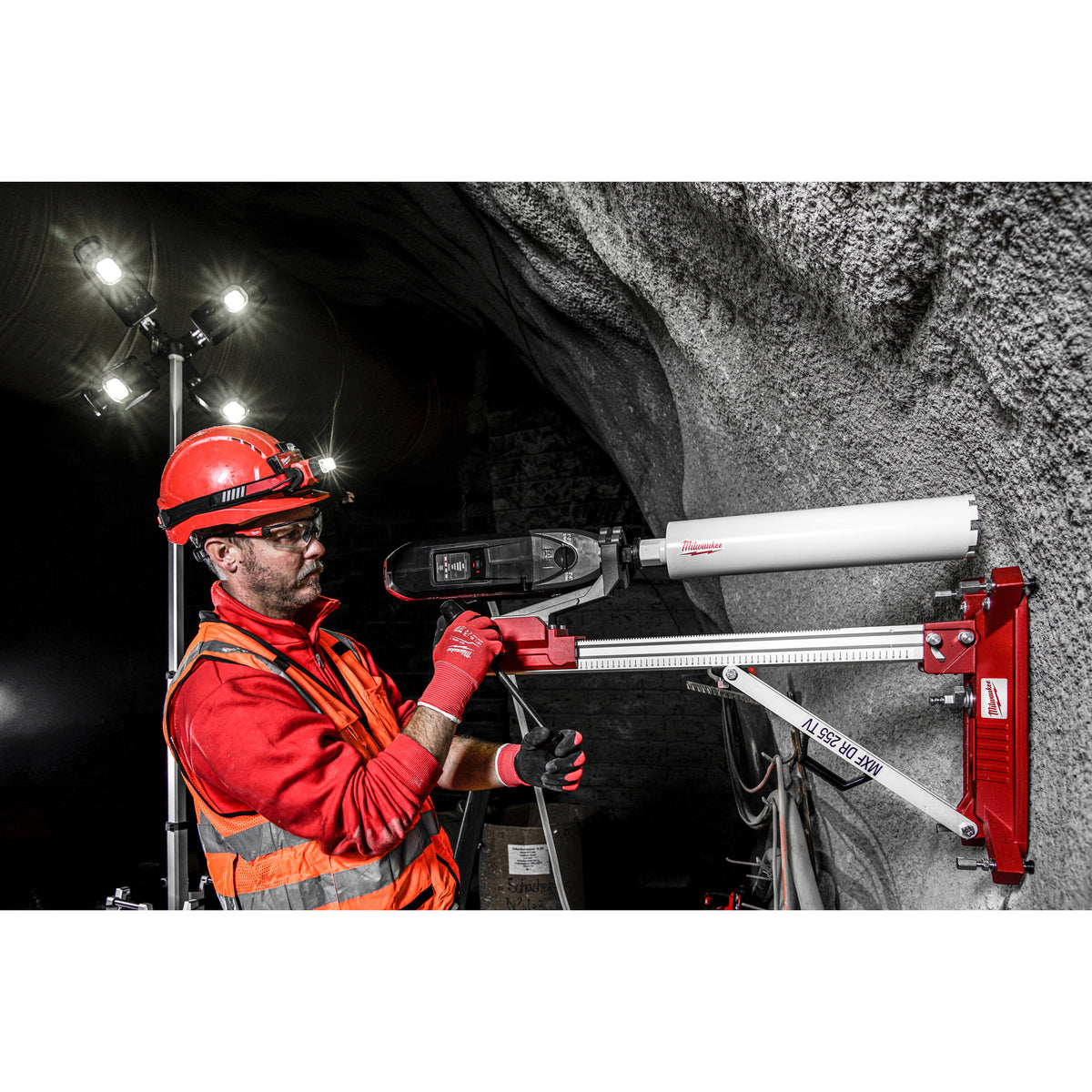 Milwaukee Diamantkernbohrständer MXFDR255 TV - Produktbild 12