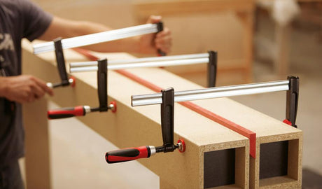 TPN-BE-2K_work_man_wood_2__c75