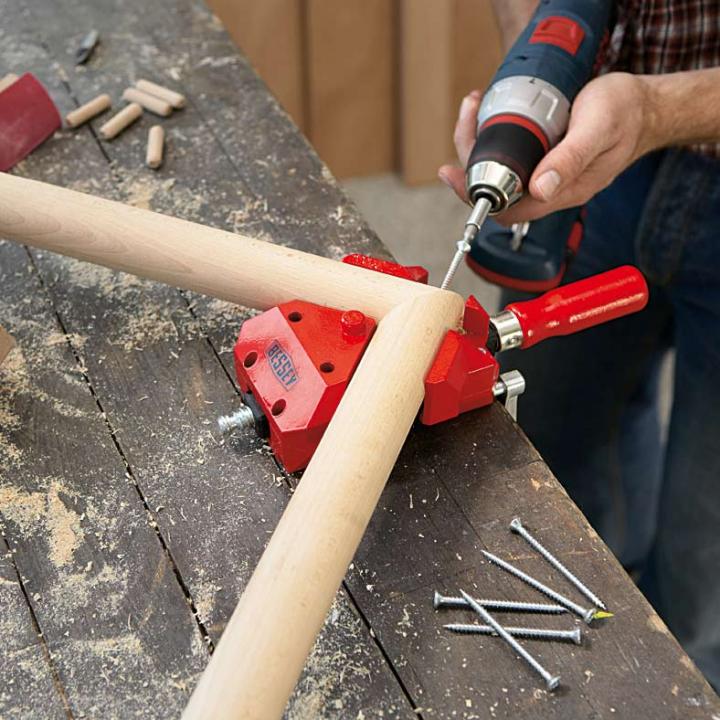 WS3_work_man_wood_round_1__100