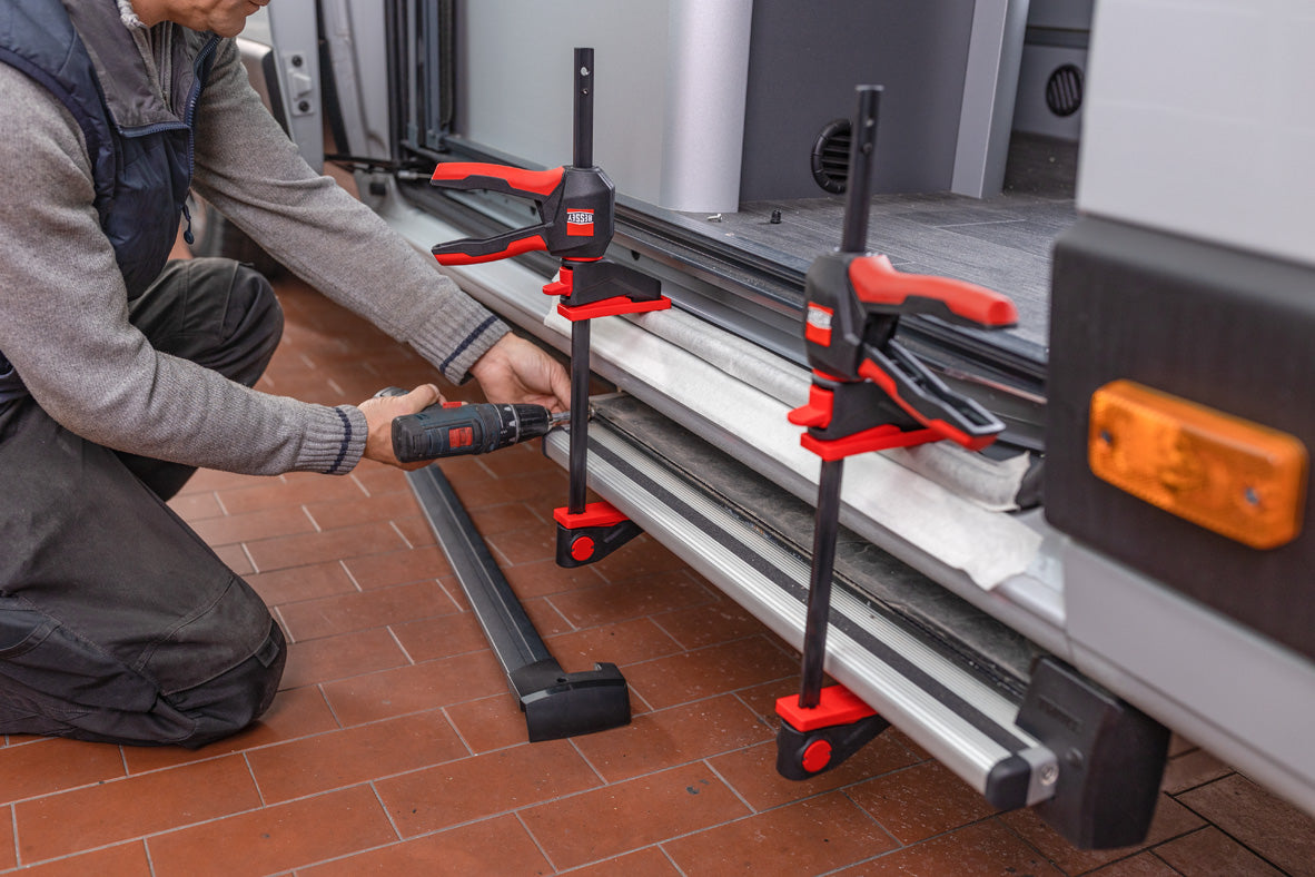 BESSEY® leichte Einhandzwinge mit drehbarem Griff EZ360M