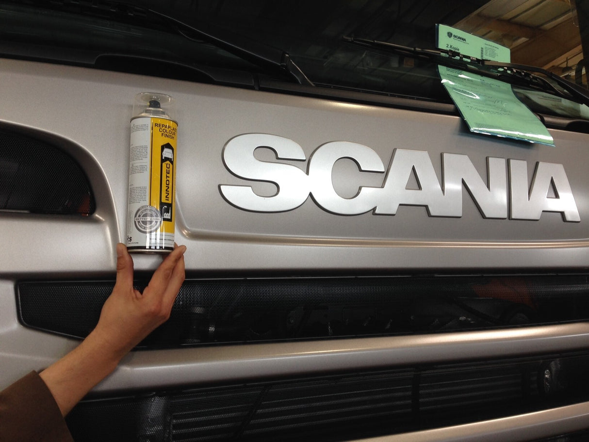Innotec plastic and chassis paint "Repaplast Colour Finish Better Care"